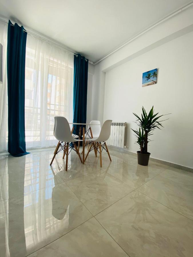 Beach Apartment By Mamaia Nord Navodari Ngoại thất bức ảnh